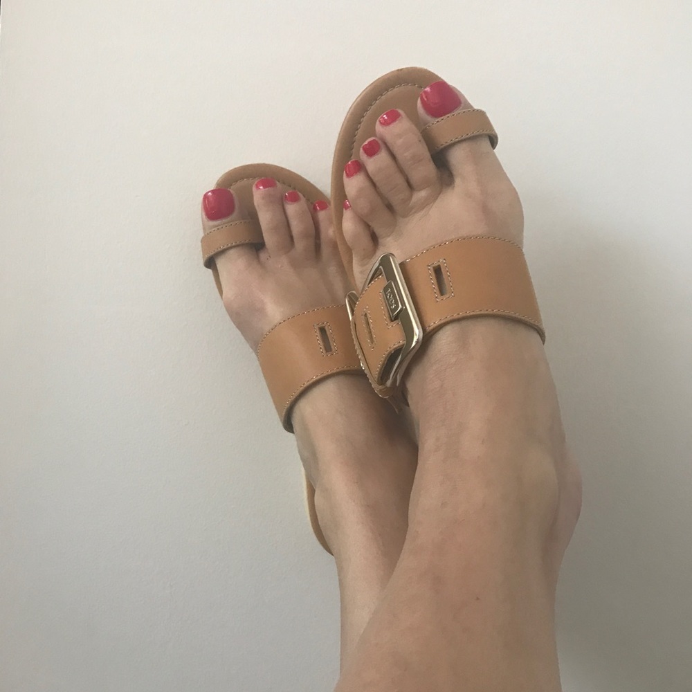 Jp Tod - Toe Ring Style Flat Sandals - image 2